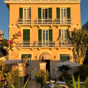 https://hotel-villa-igea.hotelitalianriviera.com