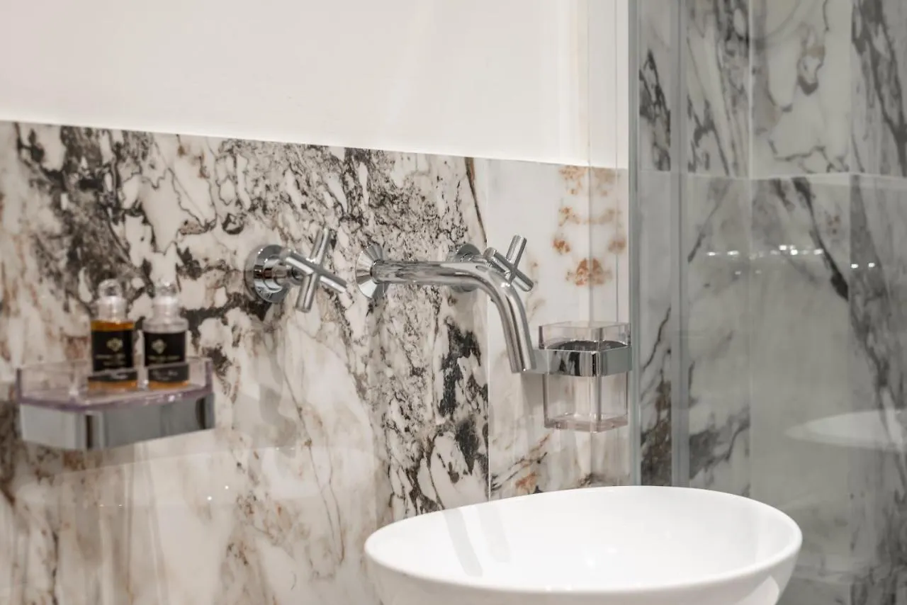 The Couper Castello Hotell Milano 0*,