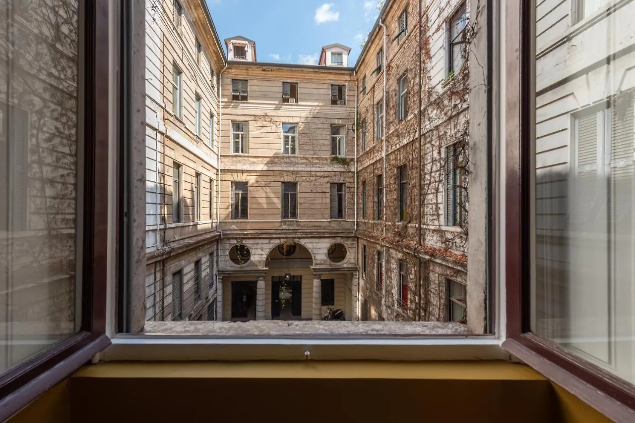 Pensionat The Couper Castello Hotell Milano
